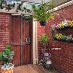 Gạch thẻ ốp tường màu xám đậm bề mặt sần 45x95mm 9013